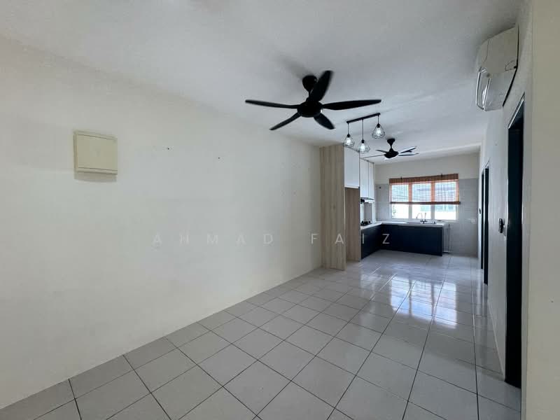 Townhouse for Rent in Cyberjaya (Selangor) - Ahmad Faiz - Kitchen - PropertyGuru.com.my