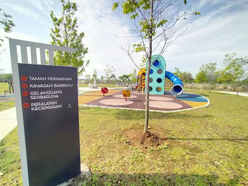 Townhouse for Rent in Cyberjaya (Selangor) - Ahmad Faiz - Exterior - PropertyGuru.com.my