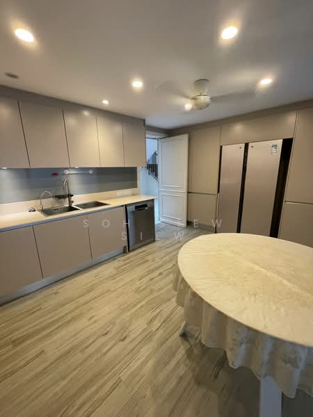 2.5-storey Terraced House for Sale in Desa Parkcity (Kuala Lumpur) - Soh Siew Siew - Kitchen - PropertyGuru.com.my