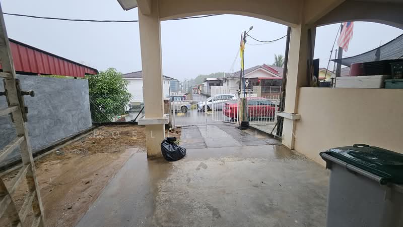 Terraced House for Sale in Port Dickson (Negeri Sembilan) - Roslinda Lyn - Exterior - PropertyGuru.com.my