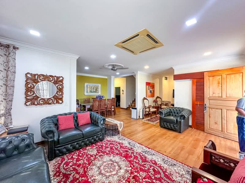 Semi-Detached House for Sale in Bandar Tasik Kesuma (Beranang) - Ahmad Ikhwan Arif - Living Room - PropertyGuru.com.my