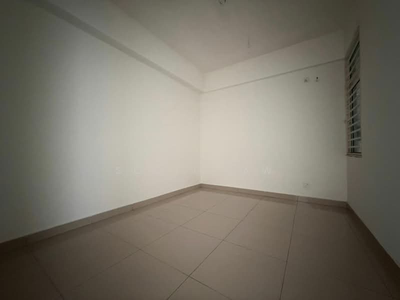 Service Residence for Sale at Summerton - Scott Saw - Interior - PropertyGuru.com.my