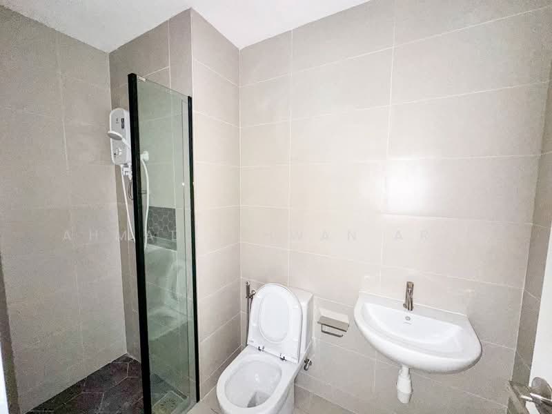 Condominium for Sale at Trinity Wellnessa - Ahmad Ikhwan Arif - Bathroom - PropertyGuru.com.my