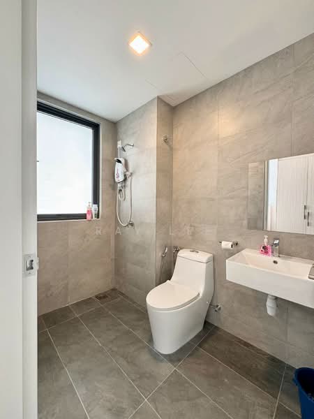 Service Residence for Rent at SUNSURIA FORUM SERVICED APARTMENT - Ray Lee - Bathroom - PropertyGuru.com.my