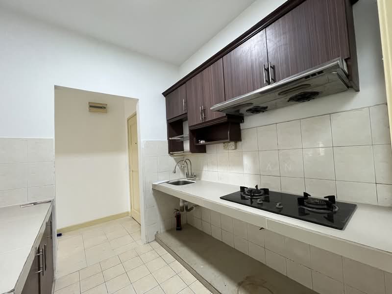 Cengal Condominium untuk Untuk Disewa - RM 1,700 /bulan, Mac 2026 - Kitchen - PropertyGuru.com.my