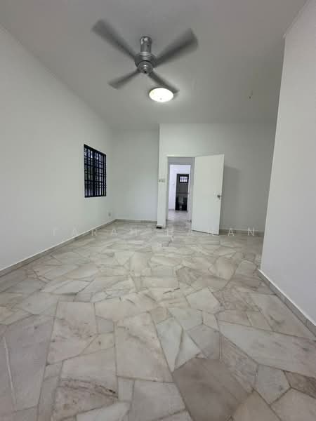 2-storey Terraced House for Sale in Bandar Sunway Semenyih (Semenyih) - Farah Hanan - Masterbed Room-V2 - PropertyGuru.com.my