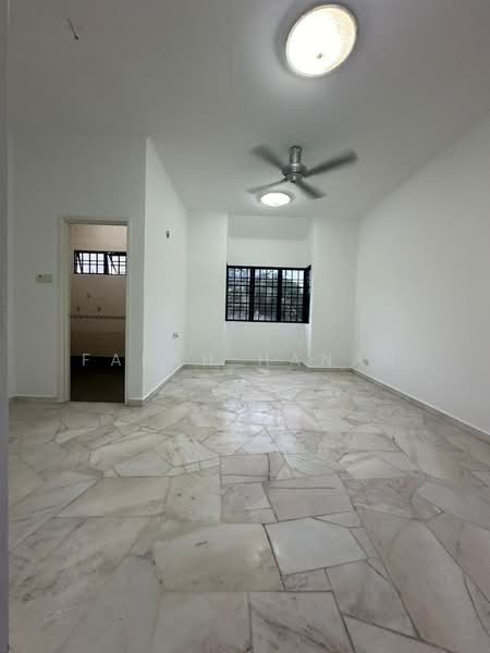 2-storey Terraced House for Sale in Bandar Sunway Semenyih (Semenyih) - Farah Hanan - Masterbed Room-V1 - PropertyGuru.com.my