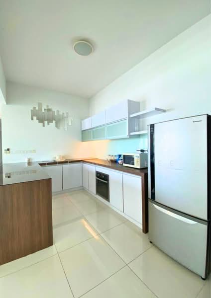 Condominium for Sale at Gurney Paragon - Clifton Chee - Kitchen - PropertyGuru.com.my