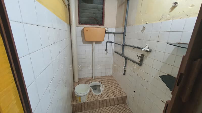 Apartment for Rent at Indah Court - Nexus Tan - Bathroom - PropertyGuru.com.my