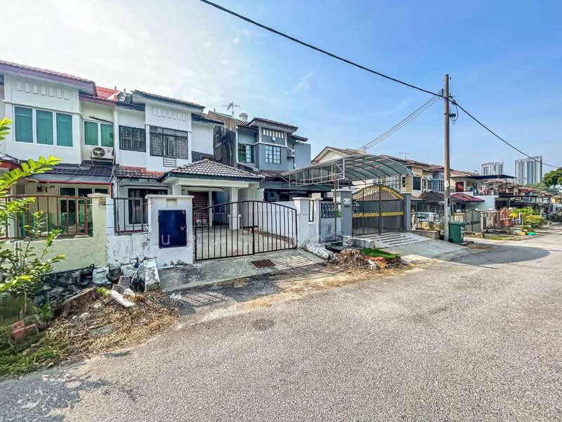 2-storey Terraced House for Sale in Puchong (Selangor) - Fauran Nawawi - PropertyGuru.com.my
