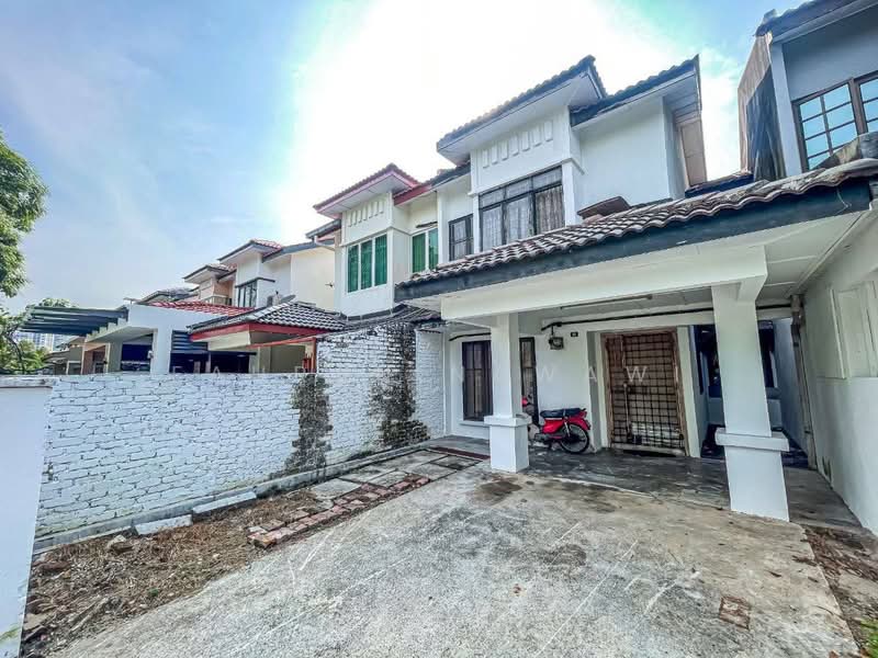 2-storey Terraced House for Sale in Puchong (Selangor) - Fauran Nawawi - PropertyGuru.com.my
