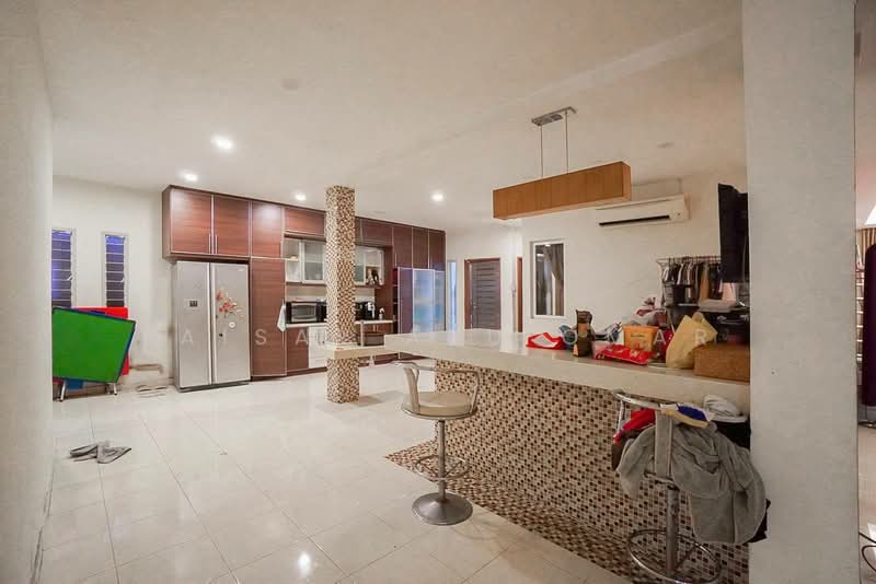 Semi-Detached House for Sale in Batu Caves (Selangor) - Faisal Abu Omar - Kitchen - PropertyGuru.com.my
