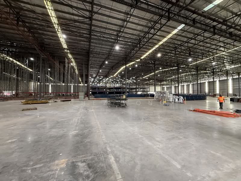 Warehouse for Rent in Elite Industrial Estate (Shah Alam) - Chez Wong - Interior - PropertyGuru.com.my