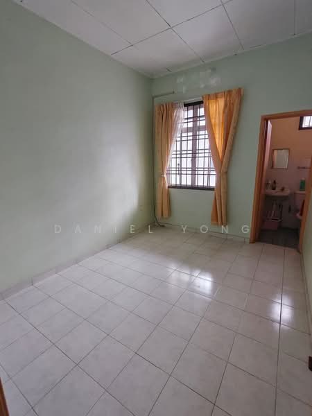 2-storey Terraced House for Sale in Bandar Putra (Kulai) - Daniel Yong - Interior - PropertyGuru.com.my