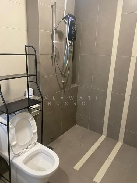2-storey Terraced House for Rent in Bandar Rimbayu (Telok Panglima Garang) - Salawati Busro - Bathroom - PropertyGuru.com.my