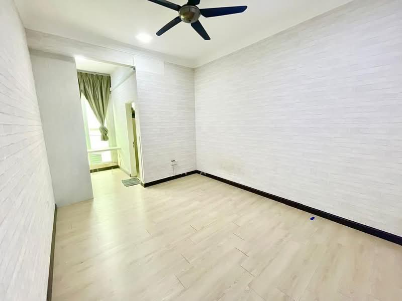 Terraced House for Rent in Bandar Sri Sendayan (Negeri Sembilan) - Adliyana Hasan - Interior - PropertyGuru.com.my