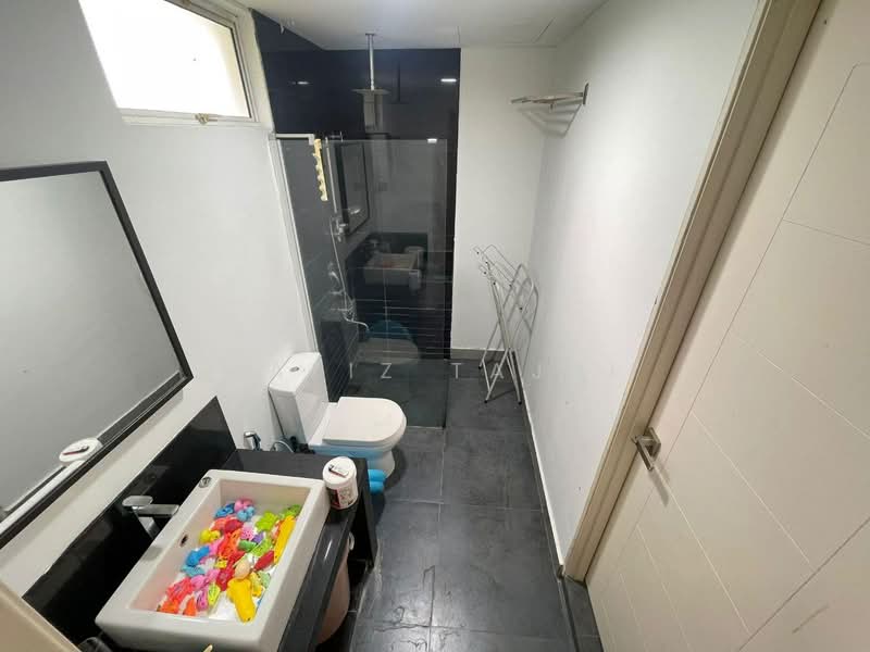 Kampung Tunku untuk Untuk Dijual - RM 4,650,000, Mac 2026 - Bathroom - PropertyGuru.com.my