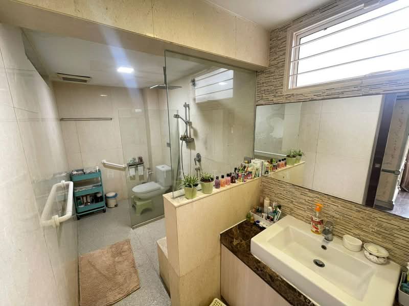 Kampung Tunku untuk Untuk Dijual - RM 4,650,000, Mac 2026 - Bathroom - PropertyGuru.com.my