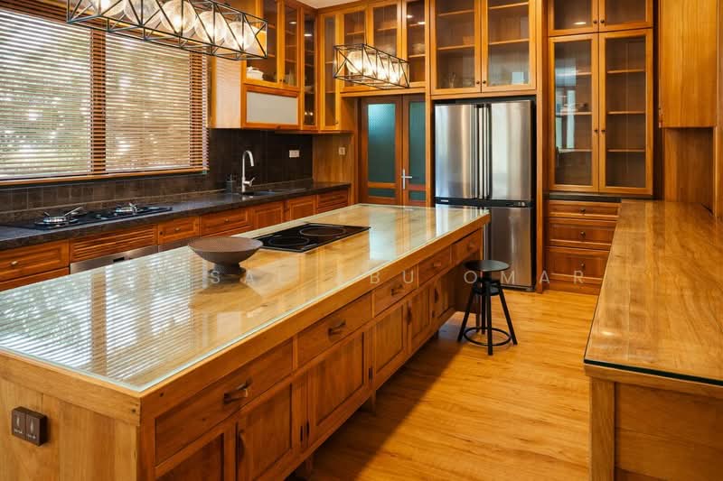 Bungalow for Sale in Cyberjaya (Selangor) - Faisal Abu Omar - Kitchen - PropertyGuru.com.my