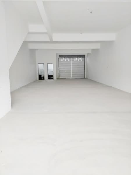 Shop / Office for Sale in Taman Kebun Teh (Johor Bahru) - Wil Mong - Interior - PropertyGuru.com.my