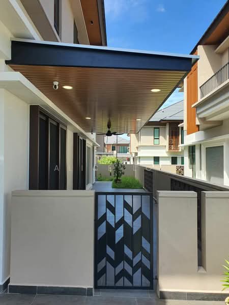 Semi-Detached House for Sale in Rawang (Selangor) - Alice Low - Exterior - PropertyGuru.com.my