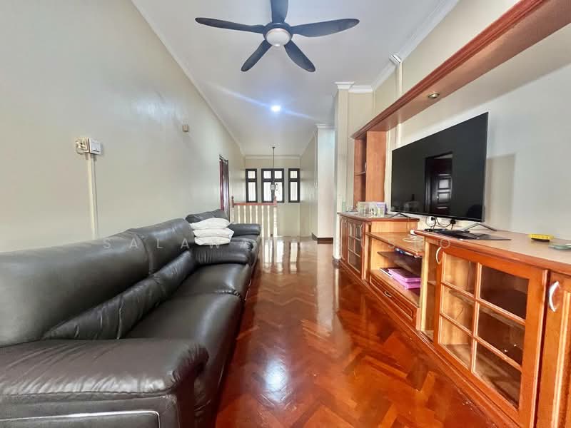 Bungalow for Rent in Seksyen 9 (Shah Alam) - Salawati Busro - Living Room - PropertyGuru.com.my