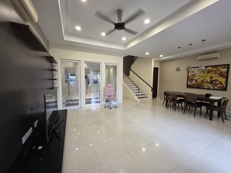 2.5 Storey Eno Terrace Ariza Courtyard Seri Tanjung Pinang Tanjung Tokong E&O Denai Pinang untuk Untuk Dijual - RM 2,650,000, Mac 2026 - Living Room - PropertyGuru.com.my