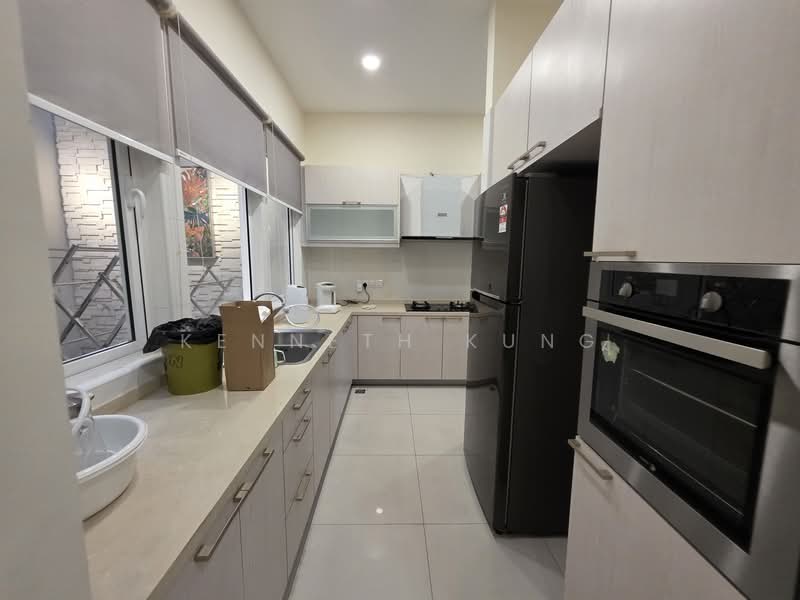 2.5 Storey Eno Terrace Ariza Courtyard Seri Tanjung Pinang Tanjung Tokong E&O Denai Pinang untuk Untuk Dijual - RM 2,650,000, Mac 2026 - Kitchen - PropertyGuru.com.my