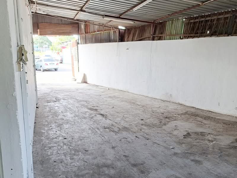 Factory for Rent in Puchong (Selangor) - Lee Sing Siong - Exterior - PropertyGuru.com.my