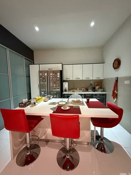 The Rafflesia @ Damansara Perdana untuk Untuk Dijual - RM 2,580,000, Mac 2026 - Kitchen - PropertyGuru.com.my