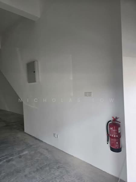 Shop for Rent in Bandar Putra (Kulai) - Nicholas Low - Interior - PropertyGuru.com.my