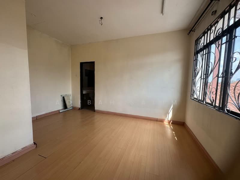 Semi-Detached House for Sale in Puncak Bangi (Bandar Baru Bangi) - Adibah Salim - Interior - PropertyGuru.com.my