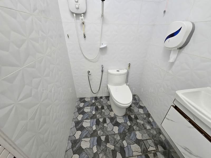 Taman Bukit Mutiara, Kajang untuk Untuk Dijual - RM 430,000, Mac 2026 - Bathroom - PropertyGuru.com.my