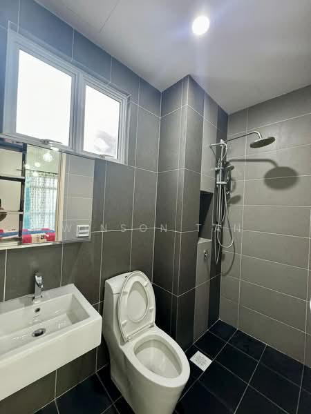 Service Residence for Sale at Meldrum Heights (Residensi Meldrum) - Winson Tan - Bathroom - PropertyGuru.com.my