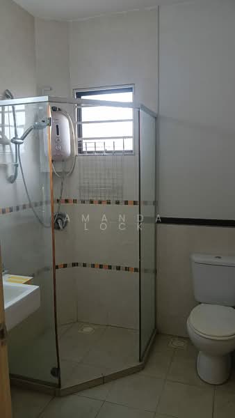 Park Villa Townhouse untuk Untuk Dijual - RM 500,000, Mac 2026 - Bathroom - PropertyGuru.com.my