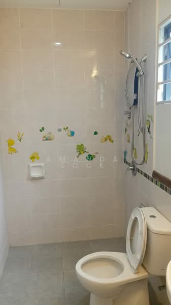 Park Villa Townhouse untuk Untuk Dijual - RM 500,000, Mac 2026 - Bathroom - PropertyGuru.com.my