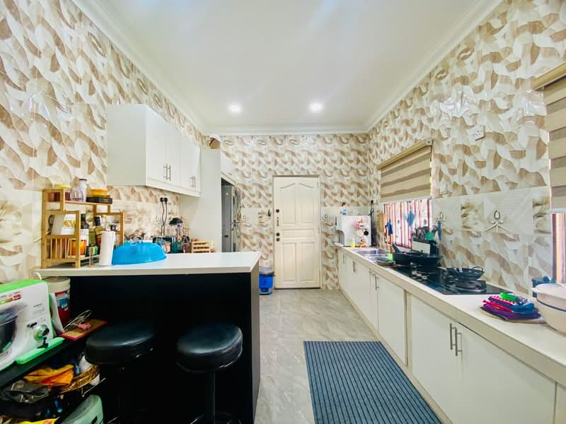 Bungalow for Sale in Rawang (Selangor) - Ibrahim Iderus - Kitchen - PropertyGuru.com.my
