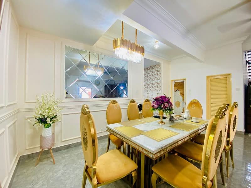 Bungalow for Sale in Rawang (Selangor) - Ibrahim Iderus - Dining Room - PropertyGuru.com.my