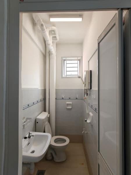 Pangsapuri untuk Dijual di Villa Bestari Apartment - Sally Tan - Bathroom - PropertyGuru.com.my