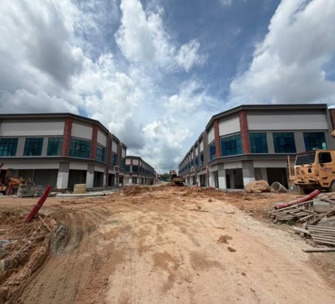 Shop for Rent in Bandar Gamuda Gardens (Rawang) - CL Ngan - Exterior - PropertyGuru.com.my