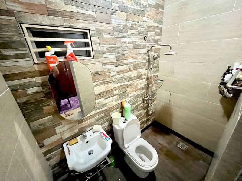 For Sale - Desa Subang Permai