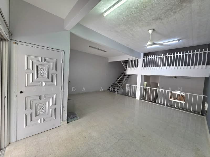 2-storey Terraced House for Sale in Kampung Tunku (Petaling Jaya) - Norhuda Ab Rahman - Interior - PropertyGuru.com.my