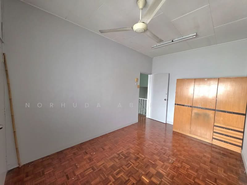 2-storey Terraced House for Sale in Kampung Tunku (Petaling Jaya) - Norhuda Ab Rahman - Interior - PropertyGuru.com.my