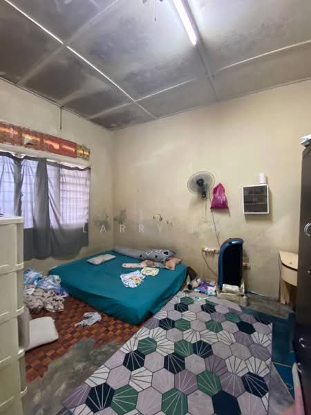 Johor Jaya Jalan Anggerik untuk Untuk Dijual - RM 470,000, Mac 2026 - Bedroom - PropertyGuru.com.my