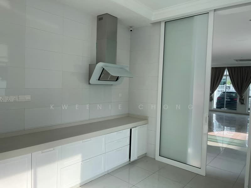 Merrydale Eco Majestic untuk Untuk Dijual - RM 945,000, Mac 2026 - Kitchen - PropertyGuru.com.my