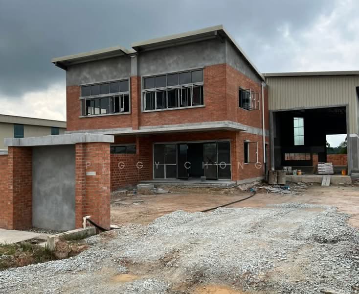 Semi-D Factory for Sale in Taman Rasa Jaya (Rasa) - Peggy Chong - Exterior - PropertyGuru.com.my