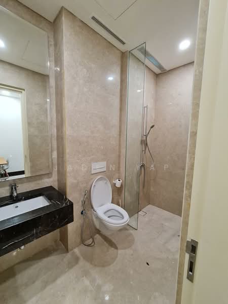 Service Residence for Rent at Banyan Tree Signatures - Jaden Yap - Bathroom - PropertyGuru.com.my