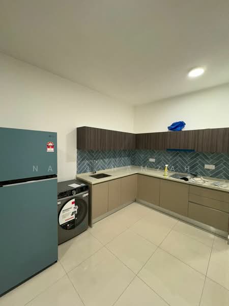 Henna Residence @ The Quartz WM untuk Untuk Disewa - RM 2,400 /bulan, Mac 2026 - Kitchen - PropertyGuru.com.my