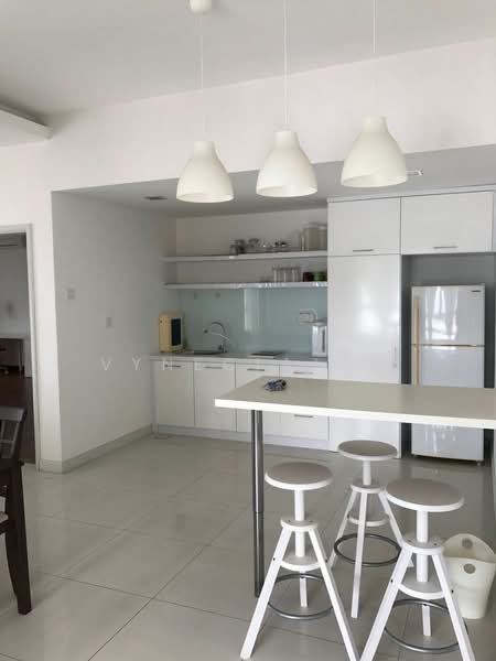 Condominium for Sale at Platino Condominium - Vynecia Oh - Kitchen - PropertyGuru.com.my
