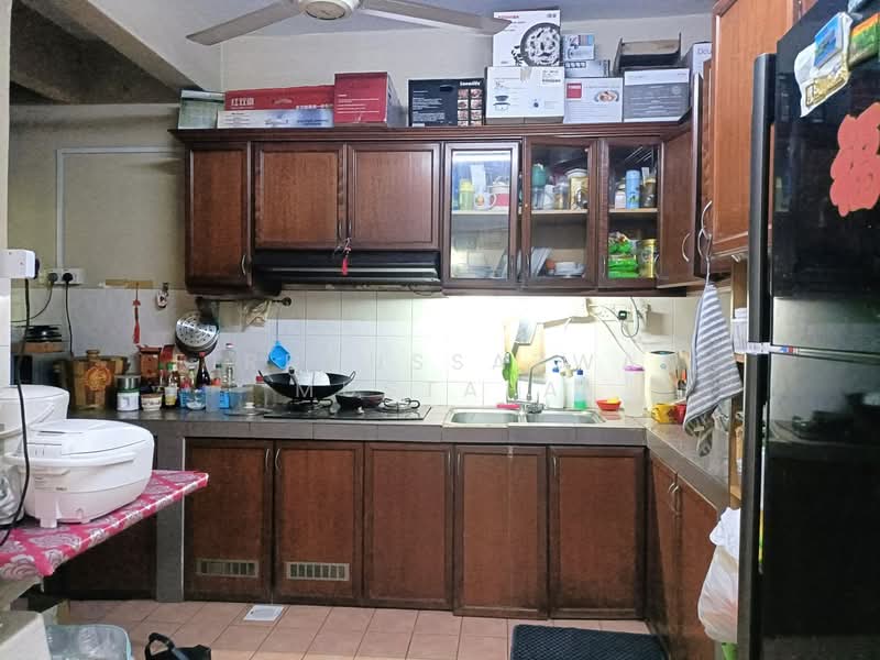 2.5-storey Terraced House for Sale in Ampang Jaya (Ampang) - Firdaussazwan Mustafa - Kitchen - PropertyGuru.com.my